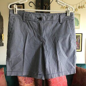 TALBOTS size 6 Navy Blue & White Gingham Check Stretch Relaxed Chino Shorts